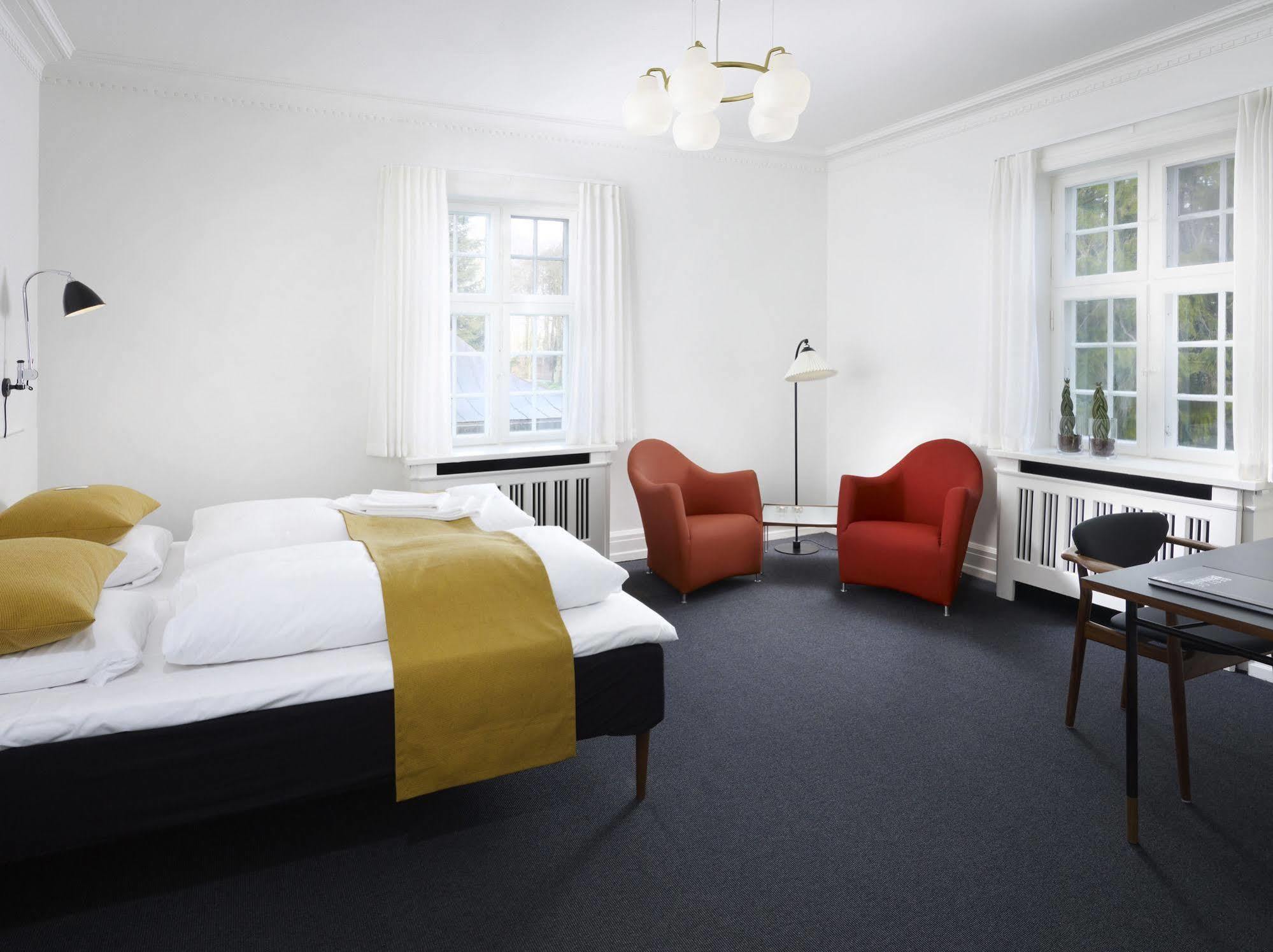 Skarrildhus Sinatur Hotel & Konference Экстерьер фото